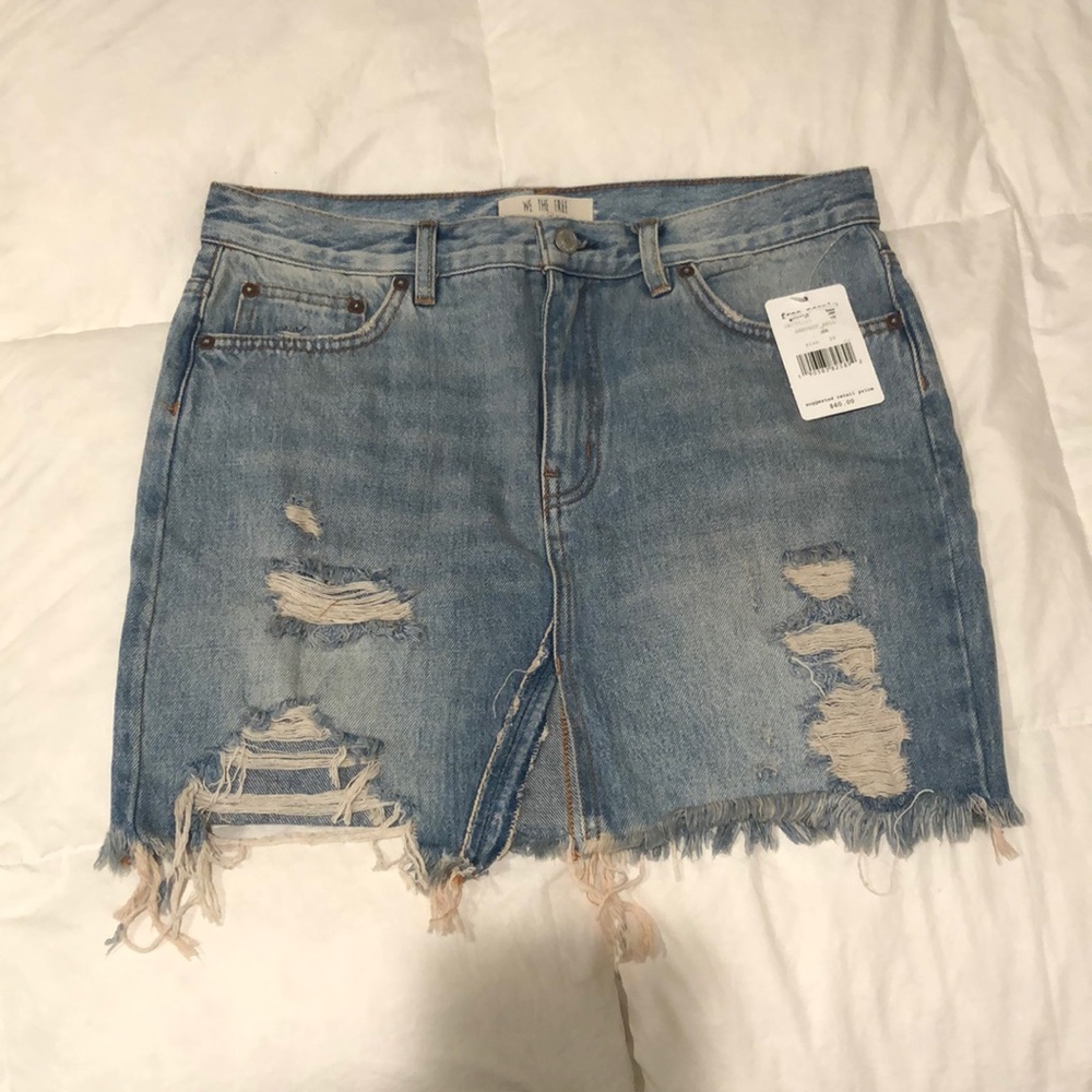 FREE PEOPLE• Free People denim skirt NWT size 28
